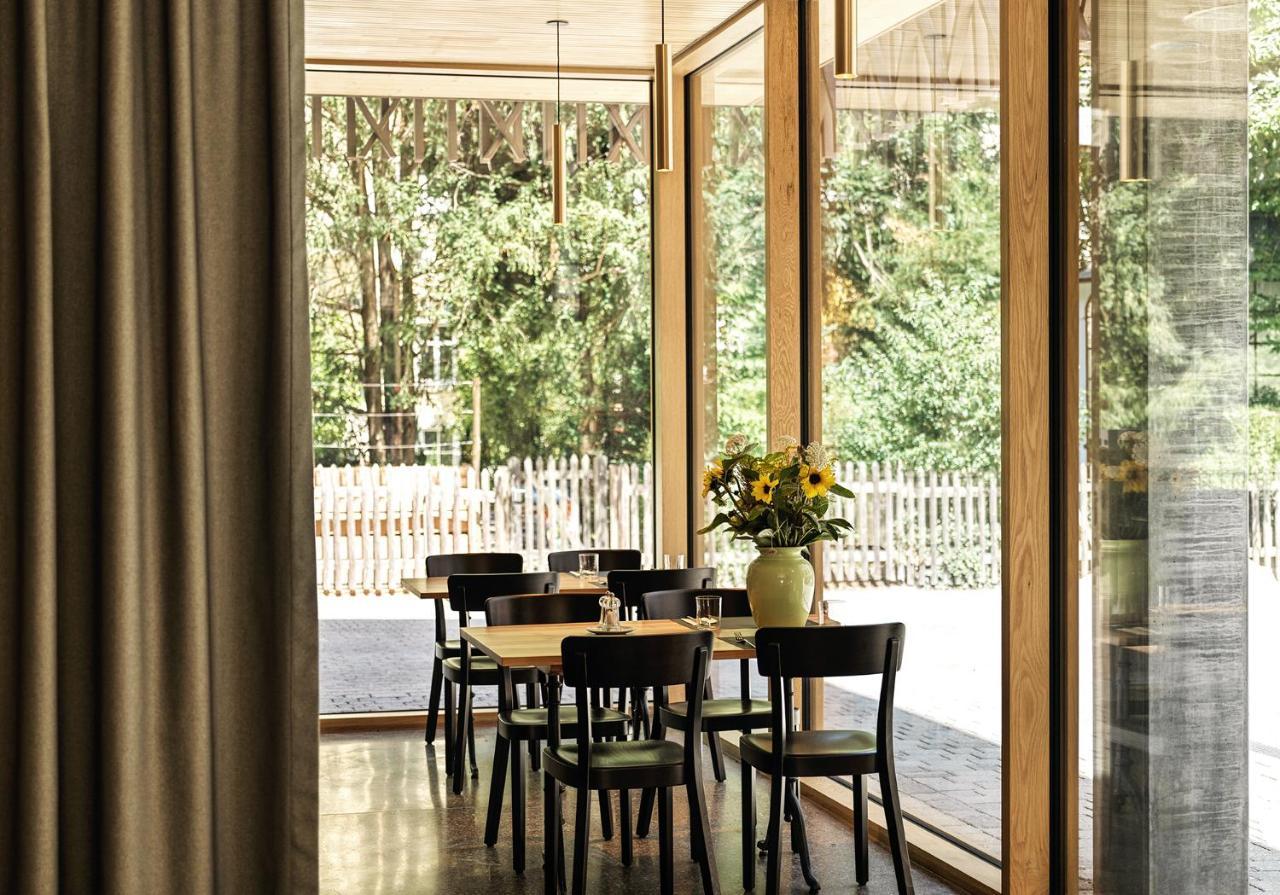 Odelya - Stadthotel Im Park Basel Bagian luar foto