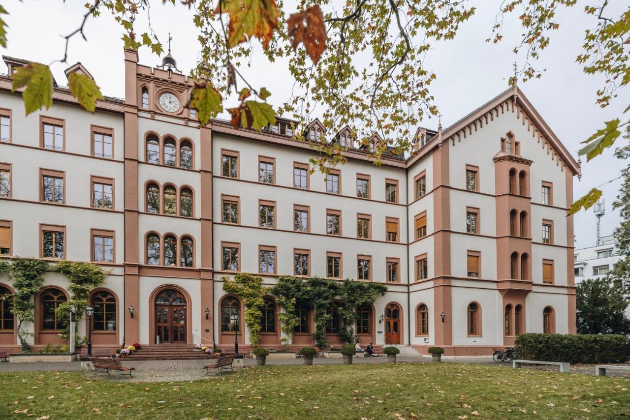 Odelya - Stadthotel Im Park Basel Bagian luar foto