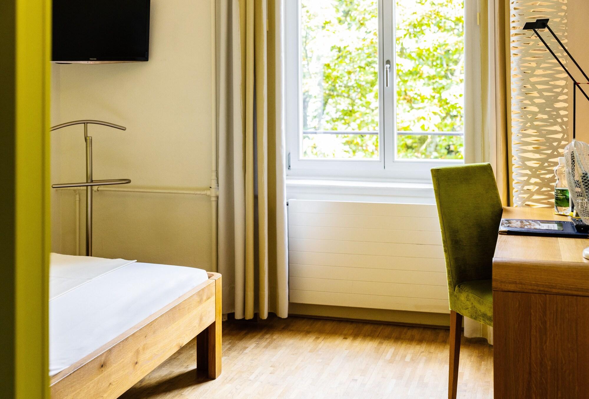 Odelya - Stadthotel Im Park Basel Bagian luar foto