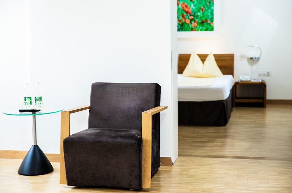 Odelya - Stadthotel Im Park Basel Bagian luar foto