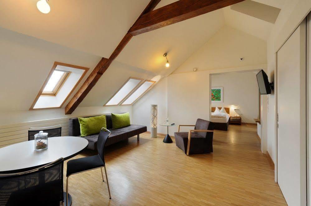 Odelya - Stadthotel Im Park Basel Bagian luar foto