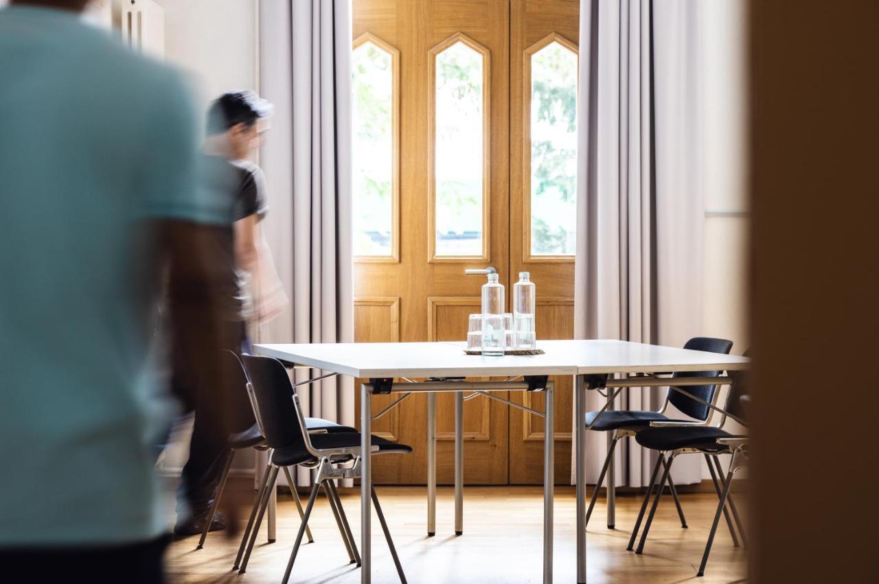 Odelya - Stadthotel Im Park Basel Bagian luar foto